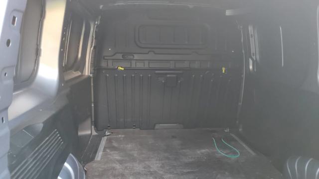 Peugeot Partner image 1