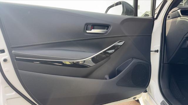 Toyota Corolla image 9