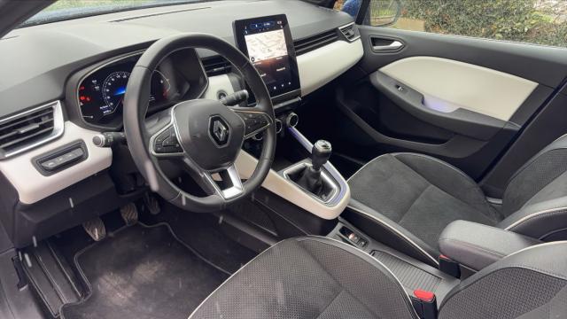 Renault Clio image 9