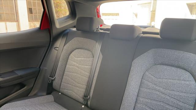 Seat Arona image 2