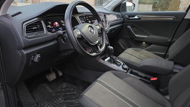 Volkswagen T-Roc image 7