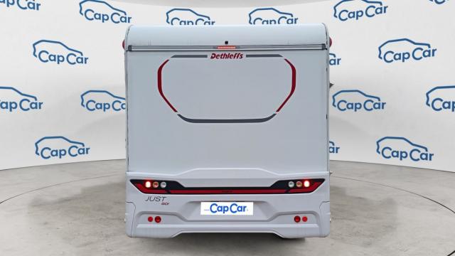 Ford Transit image 9