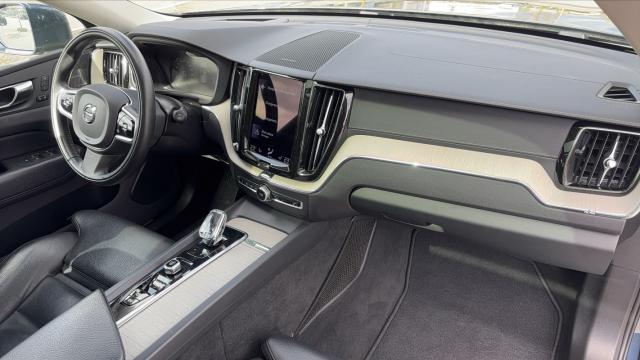 Volvo Xc60 image 3
