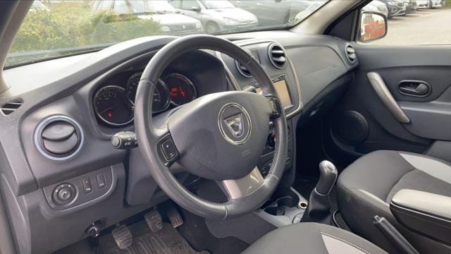 Dacia Sandero image 2