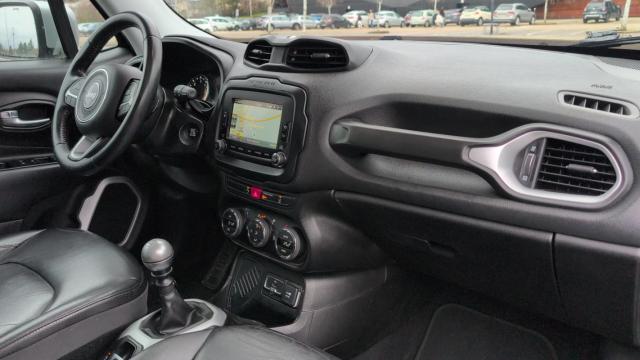 Jeep Renegade image 7