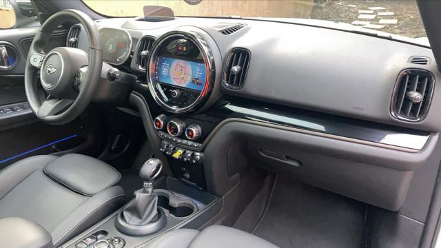 Mini Countryman image 9