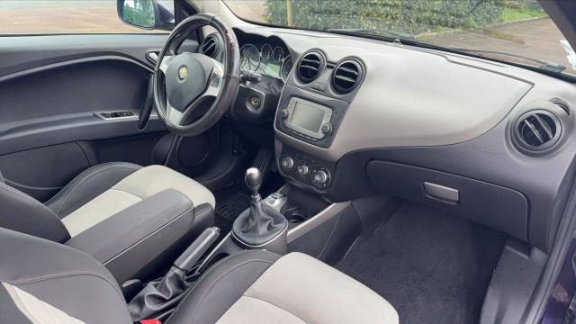 Alfa Romeo Mito image 6