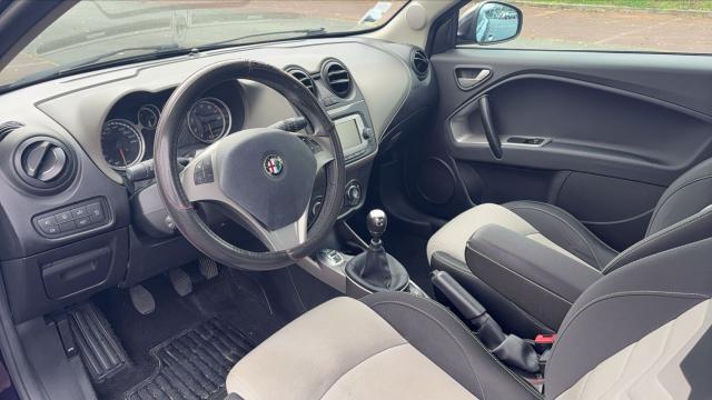 Alfa Romeo Mito image 5