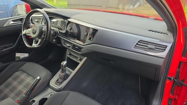 Volkswagen Polo image 8