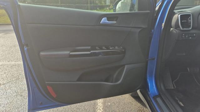 Kia Sportage image 2