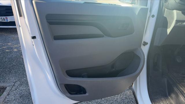 Peugeot Expert image 9