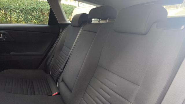 Toyota Auris image 1