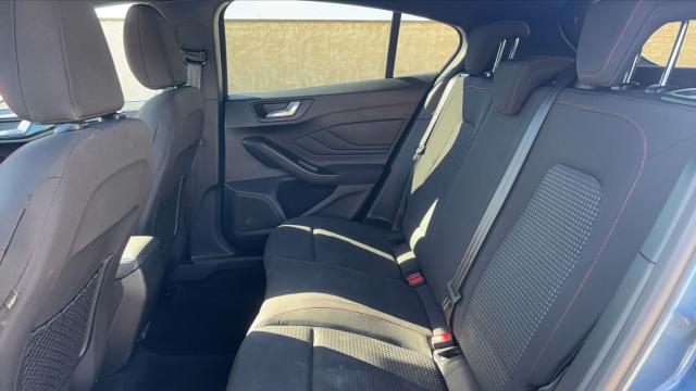 Ford Focus image 4
