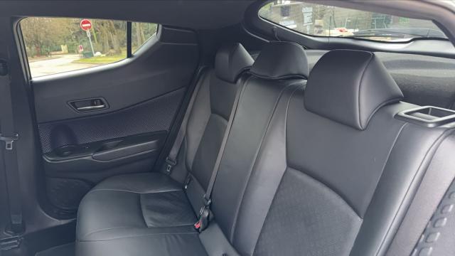 Toyota C-Hr image 5
