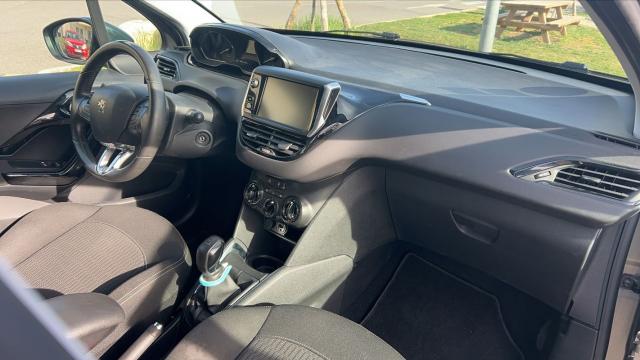 Peugeot 208 image 4