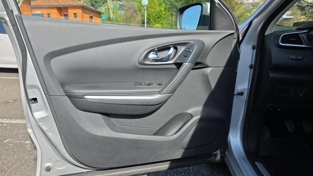 Renault Kadjar image 2