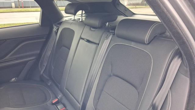 Jaguar F-Pace image 2