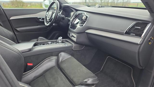 Volvo Xc90 image 8