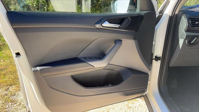 Volkswagen T-Cross image 6