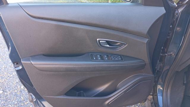 Renault Grand Scénic image 8