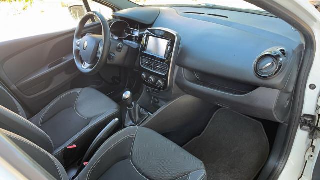 Renault Clio image 9