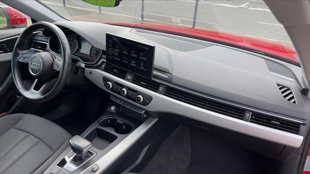 Audi A4 image 6