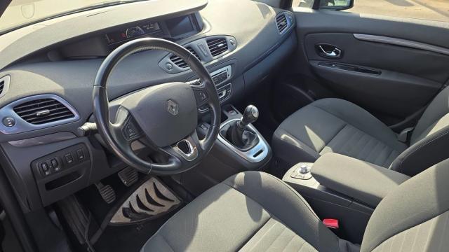 Renault Scénic image 1