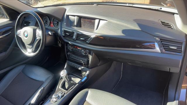 Bmw X1 image 8