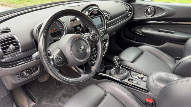 Mini Clubman image 1