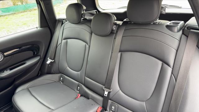 Mini Clubman image 3