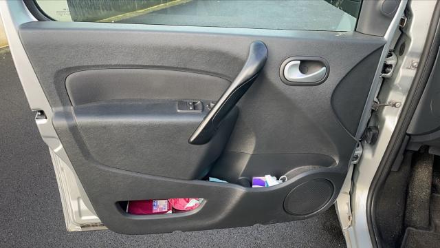 Renault Kangoo image 3