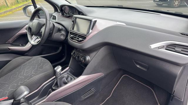 Peugeot 2008 image 9