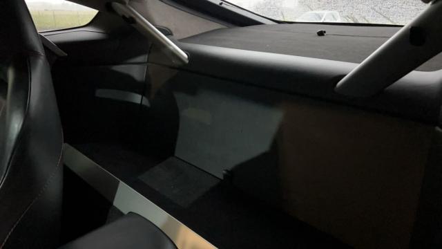 Aston Martin Vantage image 1