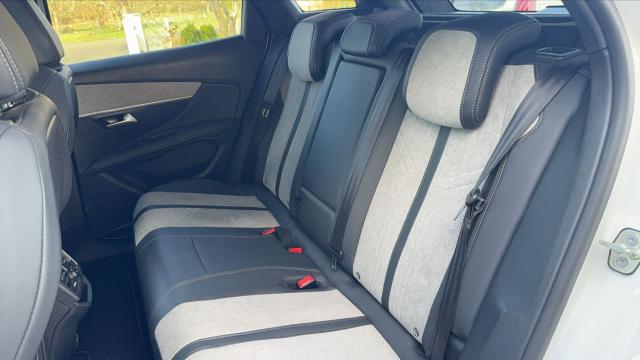 Peugeot 3008 image 1