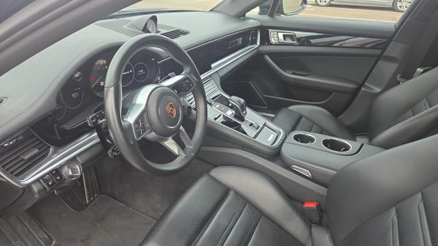 Porsche Panamera image 6