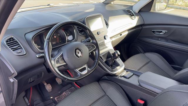Renault Grand Scénic image 6
