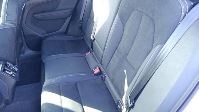 Volvo Xc40 image 6