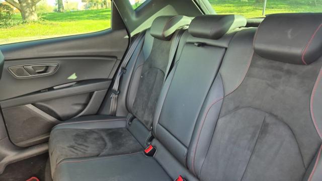 Seat Leon image 3