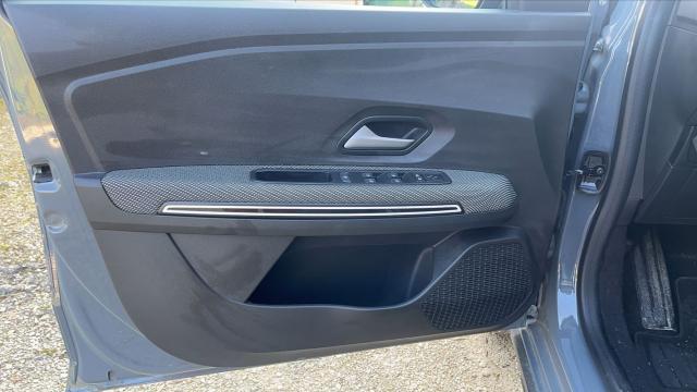 Dacia Jogger image 8