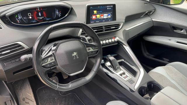 Peugeot 5008 image 8
