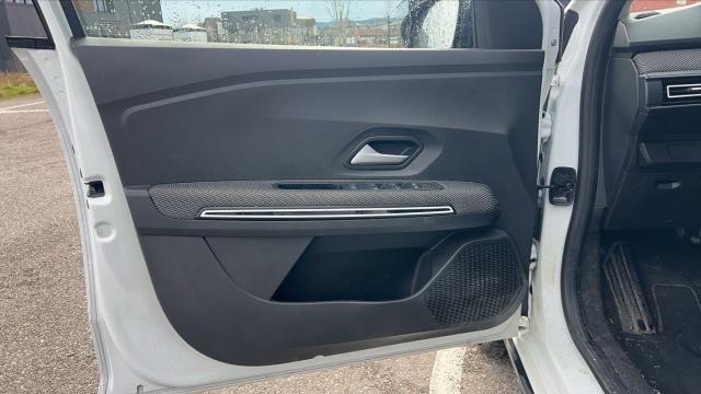 Dacia Jogger image 9