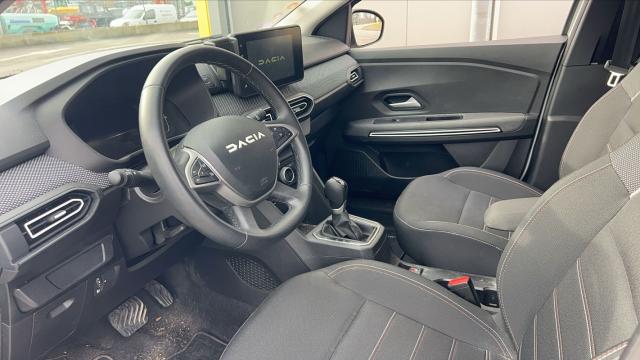 Dacia Jogger image 6
