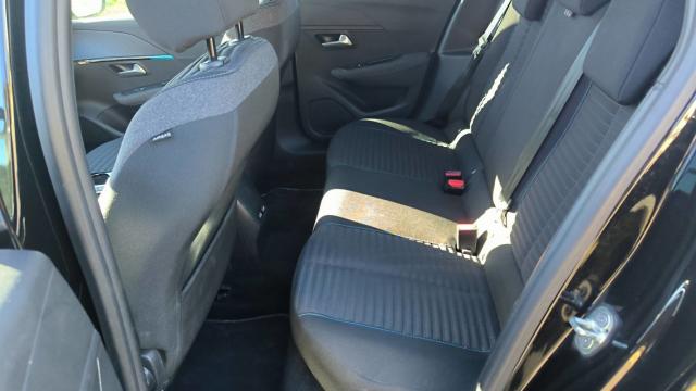 Peugeot E-208 image 7