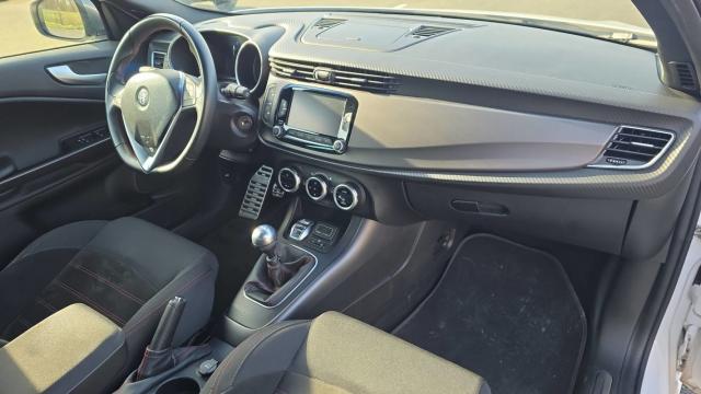 Alfa Romeo Giulietta image 2