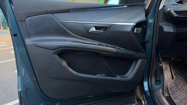 Peugeot 5008 image 5