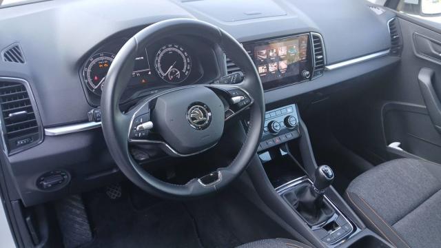 Skoda Karoq image 9