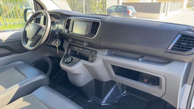 Citroen Jumpy image 6