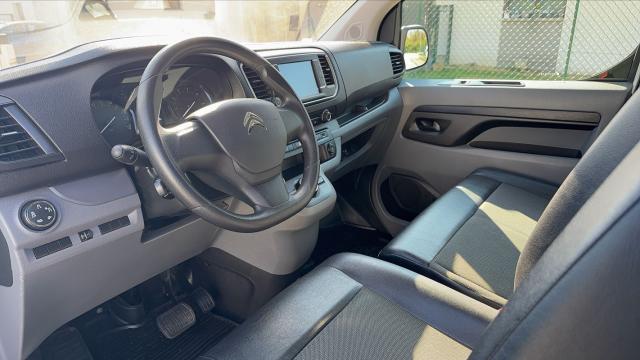 Citroen Jumpy image 3