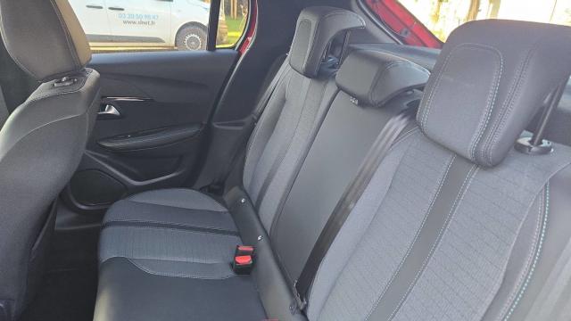 Peugeot 208 image 6