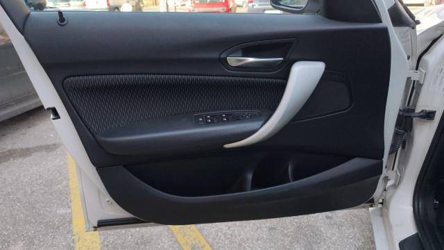 Bmw Série 1 image 6